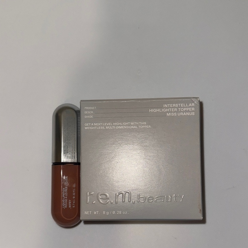 R.E.M makeup